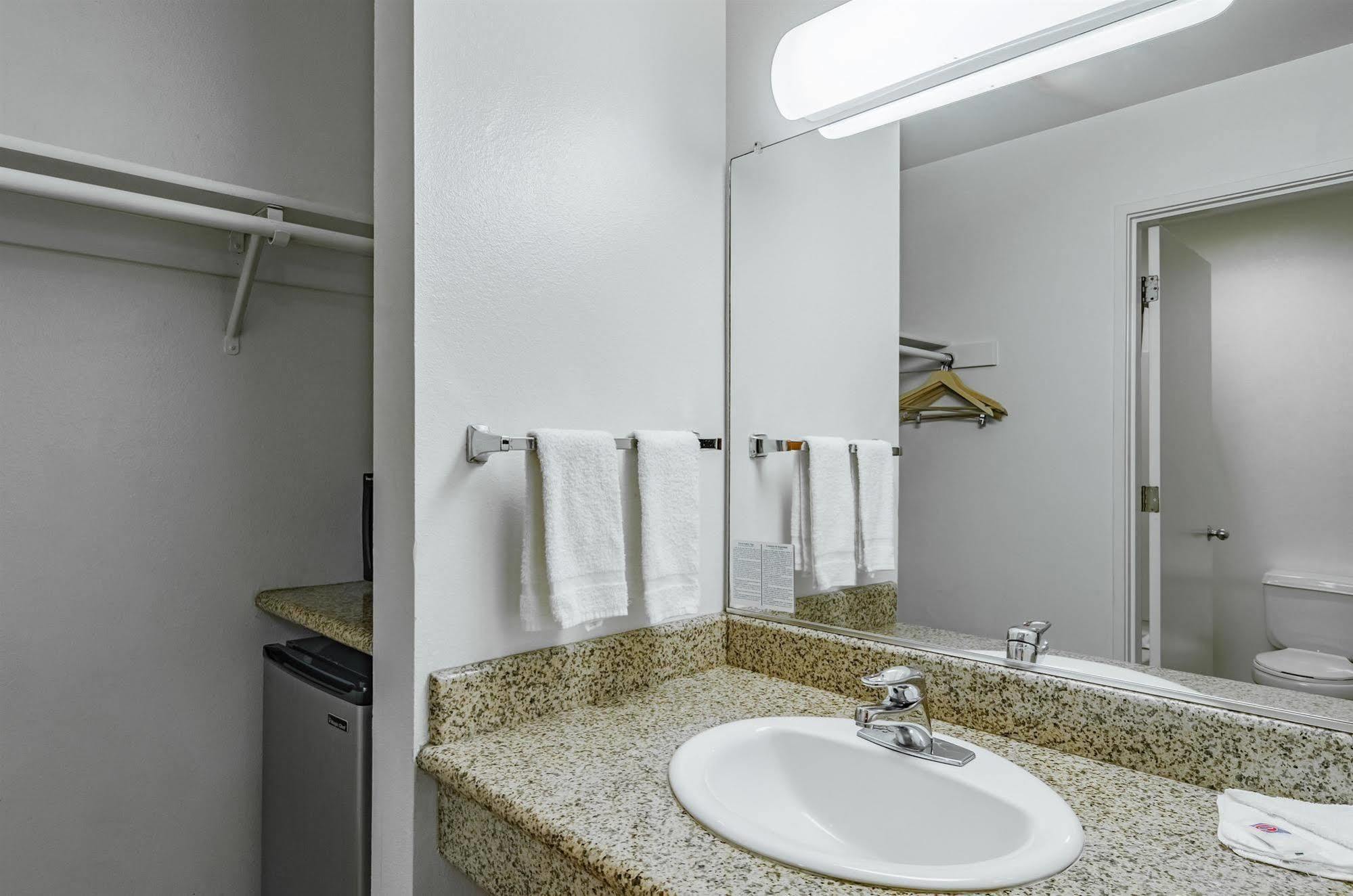 Motel 6-Portland, Or - Gresham Esterno foto